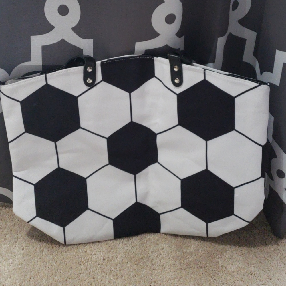 Soccer tote